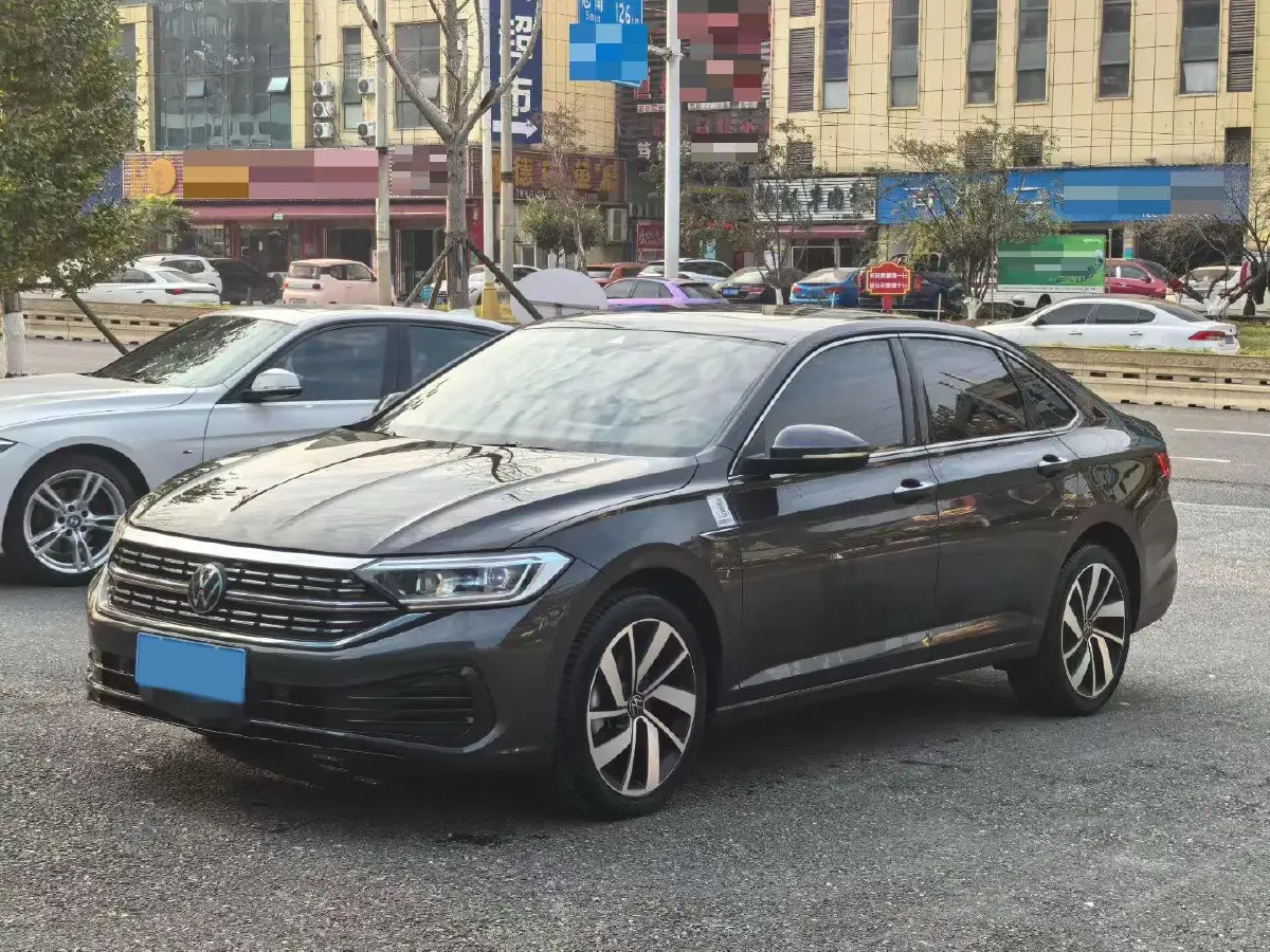 2023 Volkswagen Sagitar 1.5T 160HP L4 7DCT