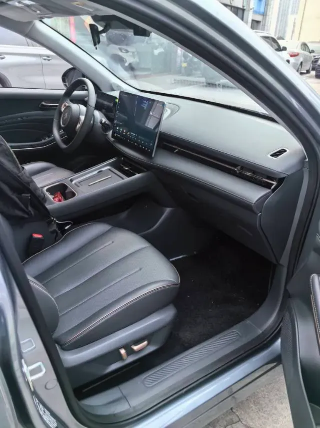 2025 BaoJun Cloud Sea BEV,autocango,china used car exporter,china ev exporter,chinese used car exporter,chinese used ev exporter