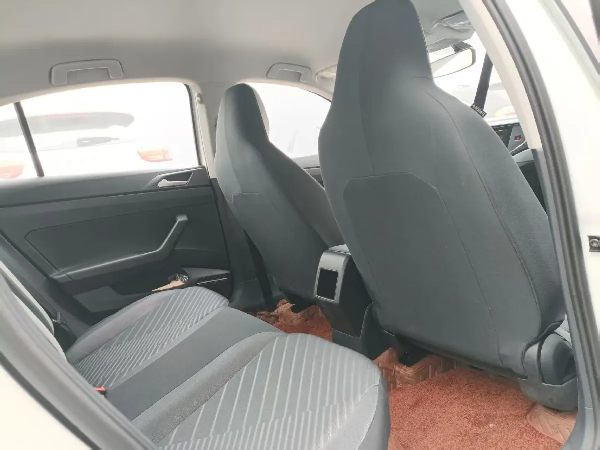 2025 Ruichi Auto EC75 BEV 41.85KWH,autocango,china used car exporter,china ev exporter,chinese used car exporter,chinese used ev exporter