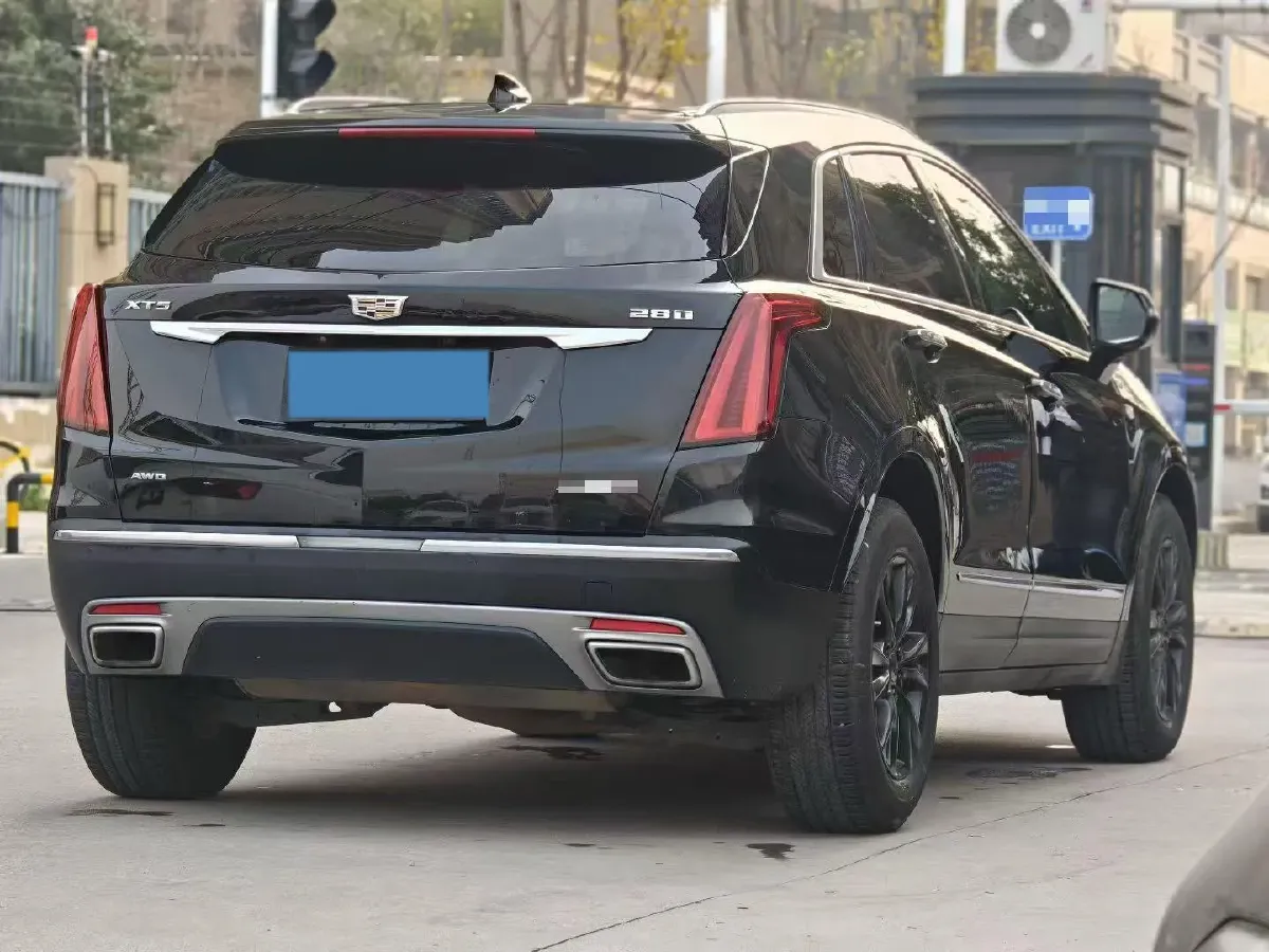 2020 Cadillac XT5 2.0T 241HP L4 9AT,autocango,china used car exporter,china ev exporter,chinese used car exporter,chinese used ev exporter