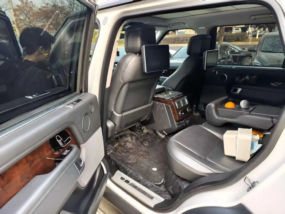 2020 Land Rover Range Rover 3.0T 400HP L6 8AT,autocango,china used car exporter,china ev exporter,chinese used car exporter,chinese used ev exporter