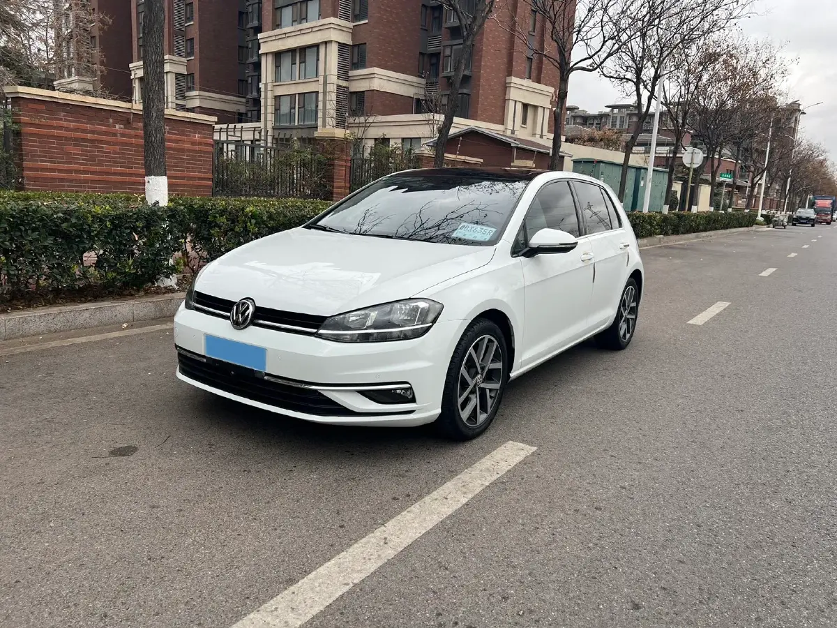 2020 Volkswagen Golf 1.4T 150HP L4 7DCT 2020 Volkswagen Golf 1.4T 150HP L4 7DCT