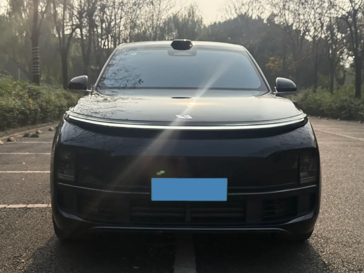 2024 Li L9 Range Extended 154HP REEV 52.3KWH,autocango,china used car exporter,china ev exporter,chinese used car exporter,chinese used ev exporter