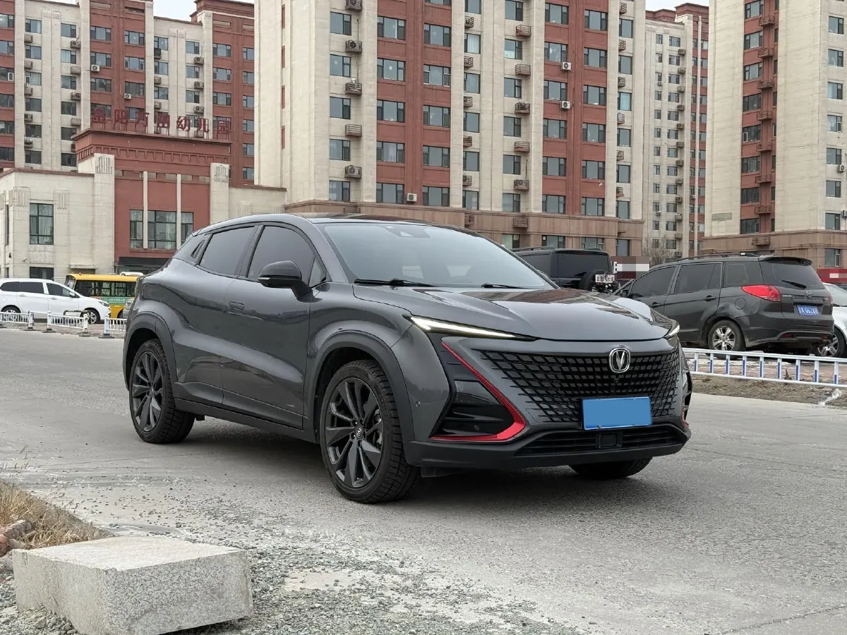2021 ChangAn UNI-T 1.5T 180HP L4 7DCT,autocango,china used car exporter,china ev exporter,chinese used car exporter,chinese used ev exporter