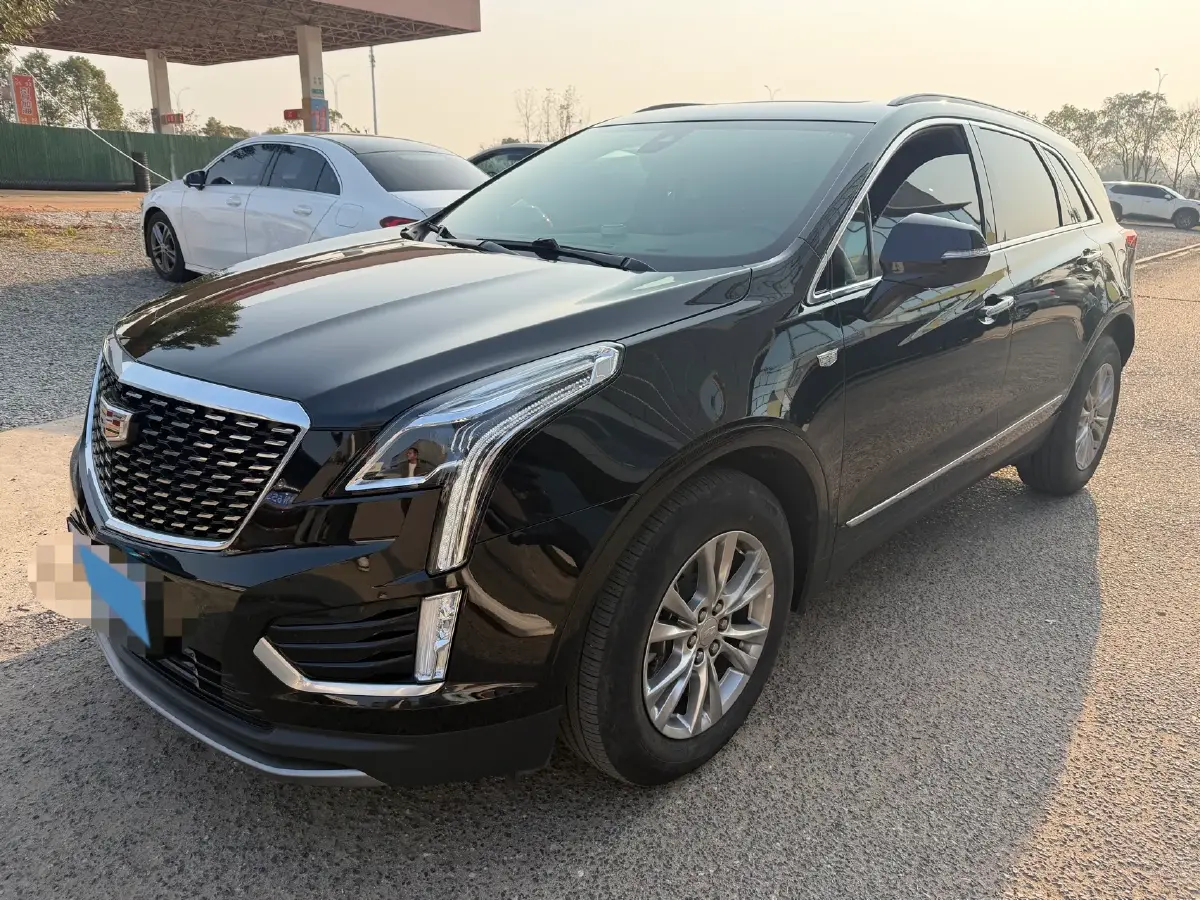 2022 Cadillac XT5 2.0T 237HP L4 9AT