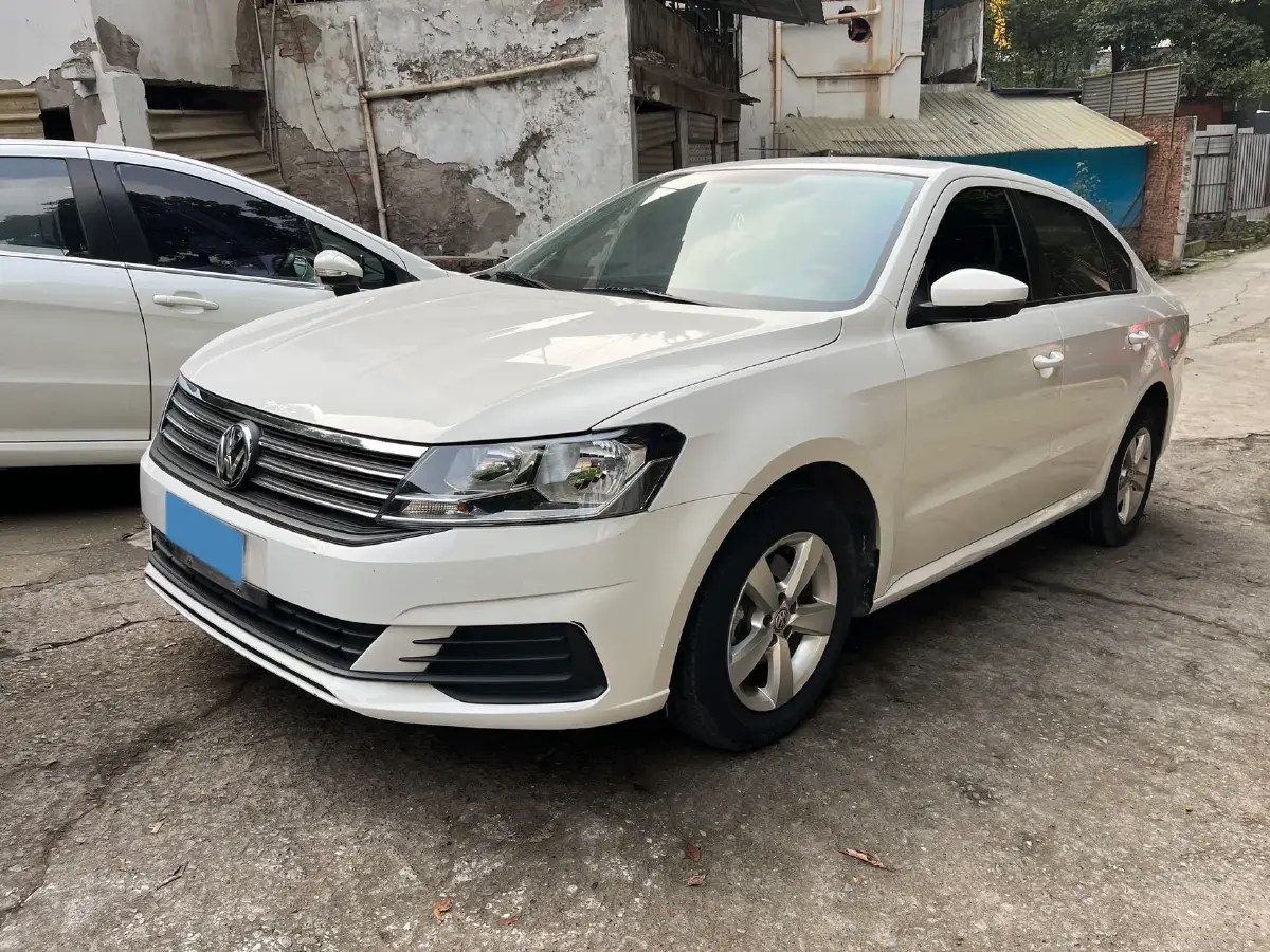 2019 ChangAn Eado XT 1.6L 128HP L4 6AT 2019 ChangAn Eado XT 1.6L 128HP L4 6AT