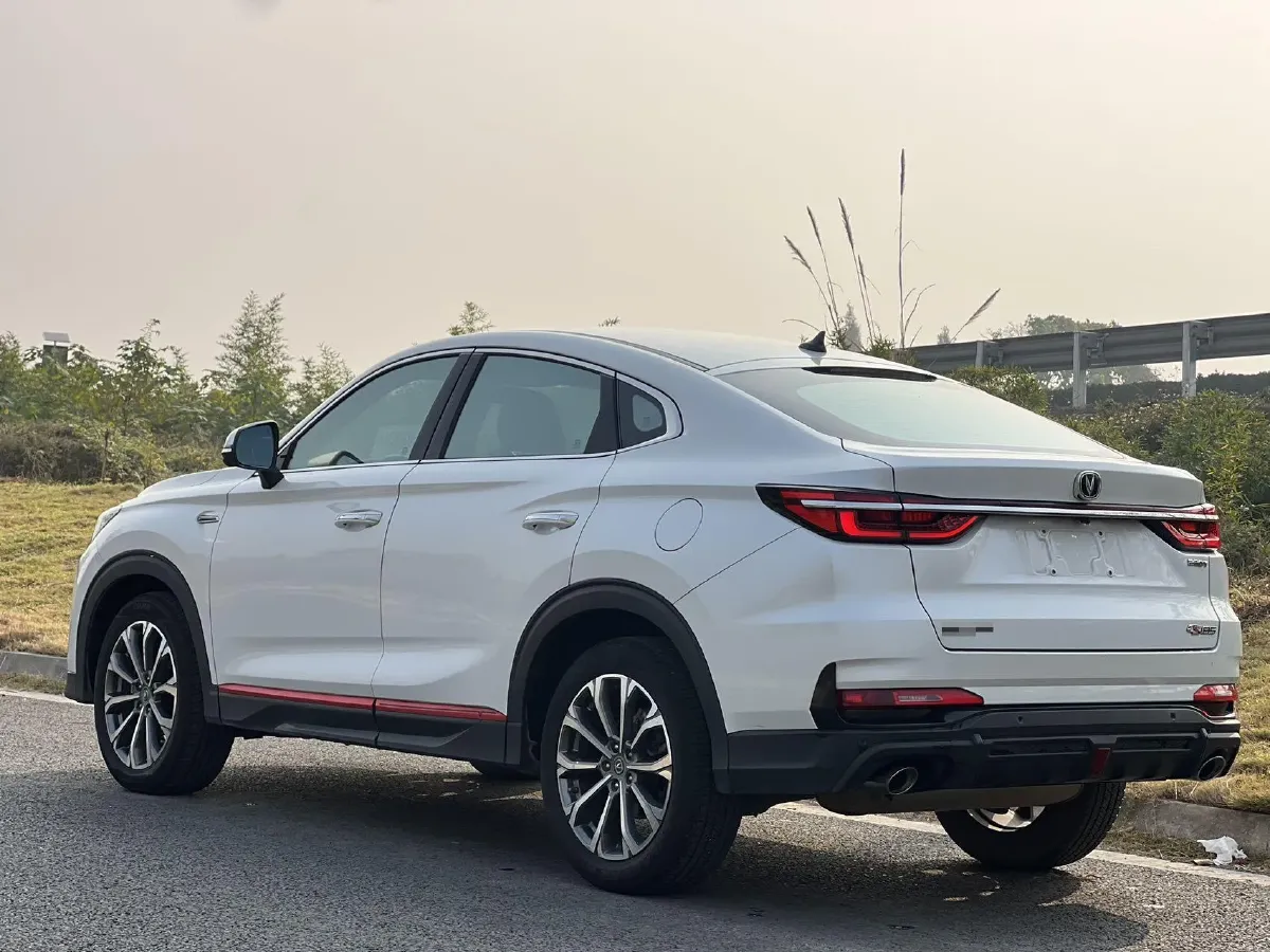 2019 ChangAn CS85 Coupe 1.5T 178HP L4 7DCT,autocango,china used car exporter,china ev exporter,chinese used car exporter,chinese used ev exporter