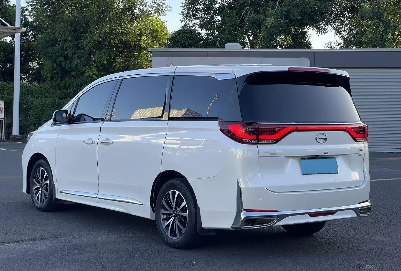 2021 GAC Trumpchi M8 2.0T 252HP L4 8AT,autocango,china used car exporter,china ev exporter,chinese used car exporter,chinese used ev exporter