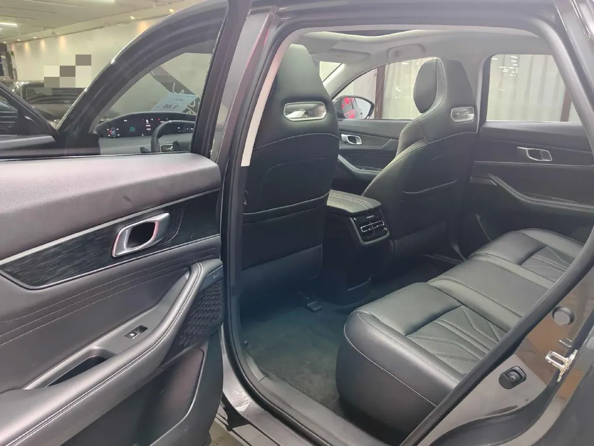 2023 ChangAn UNI-K 2.0T 233HP L4 8AT,autocango,china used car exporter,china ev exporter,chinese used car exporter,chinese used ev exporter