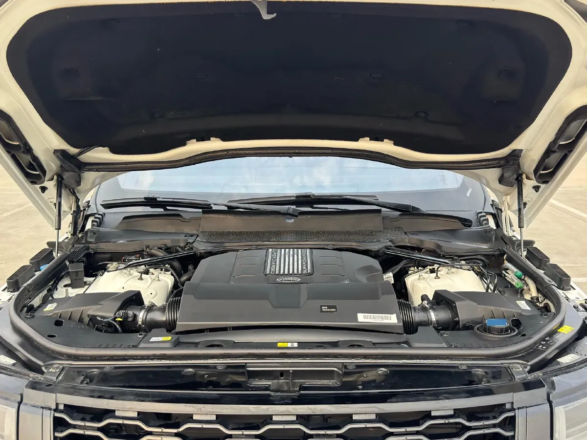 2018 Land Rover Range Rover Evoque 2.0T 241HP L4 9AT,autocango,china used car exporter,china ev exporter,chinese used car exporter,chinese used ev exporter