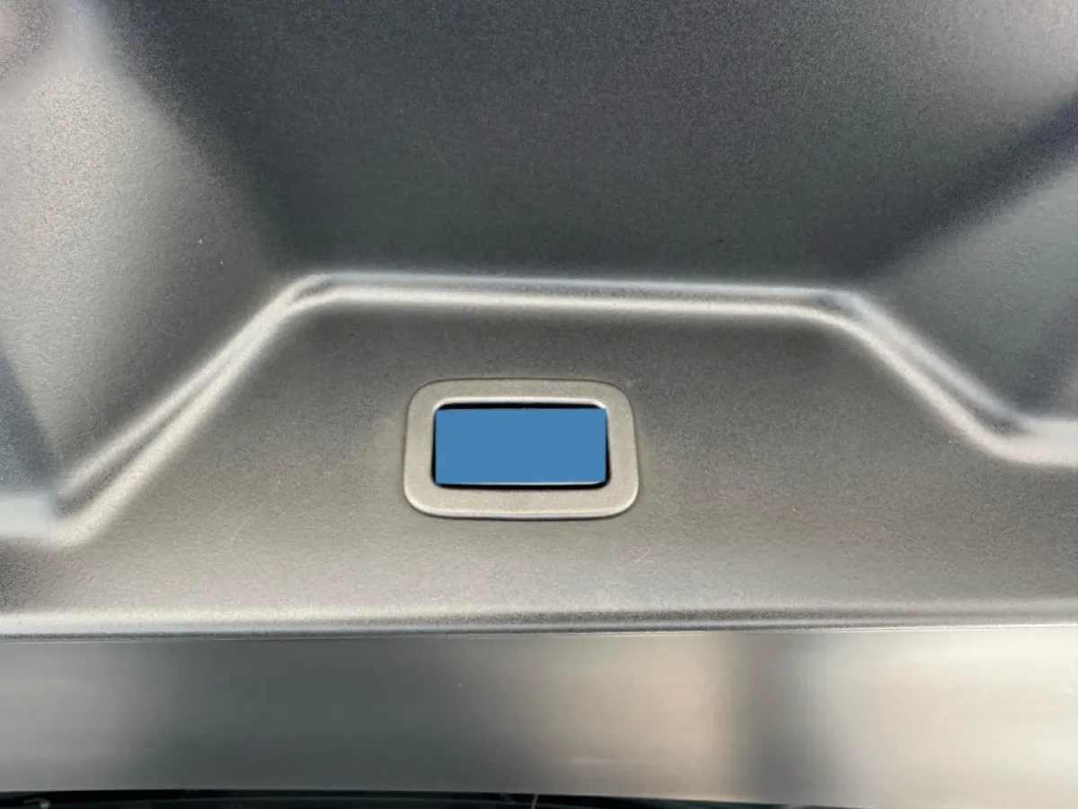 2018 Land Rover Range Rover Evoque 2.0T 241HP L4 9AT,autocango,china used car exporter,china ev exporter,chinese used car exporter,chinese used ev exporter