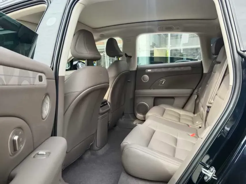 2026 IM LS6 REEV 155HP REEV,autocango,china used car exporter,china ev exporter,chinese used car exporter,chinese used ev exporter