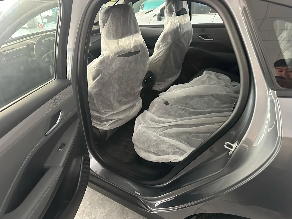 2025 BYD Qin Plus 1.5L 101HP L4 E-CVT PHEV 7.68KWH,autocango,china used car exporter,china ev exporter,chinese used car exporter,chinese used ev exporter