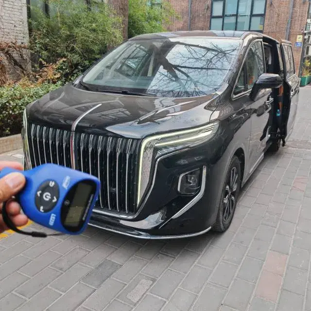 2023 HongQi HQ9 2.0T 252HP L4 8AT 2023 HongQi HQ9 2.0T 252HP L4 8AT