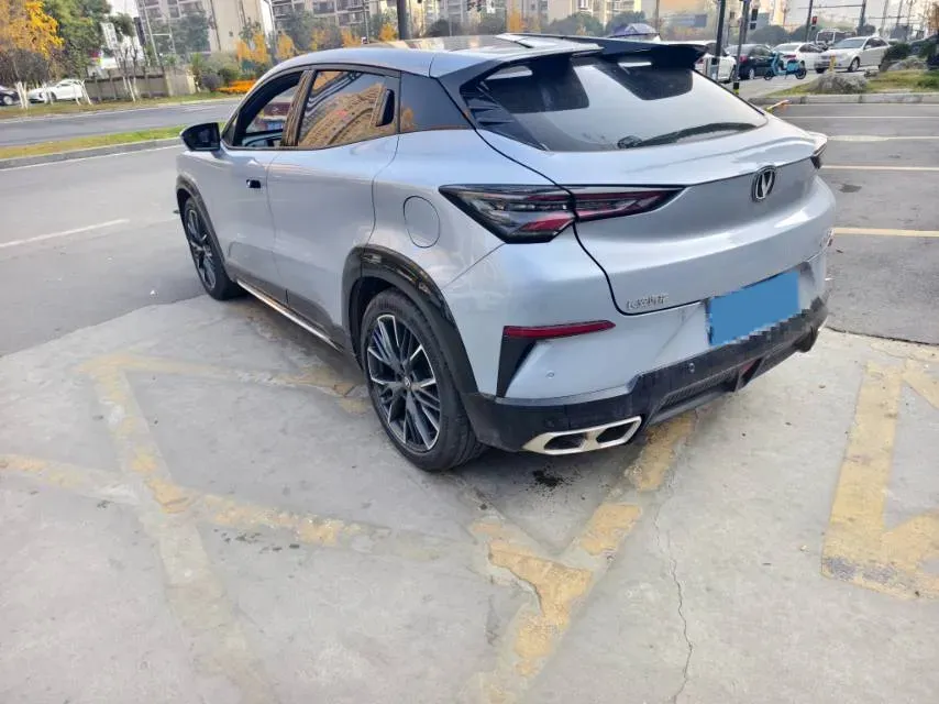 2023 ChangAn UNI-T 1.5T 188HP L4 7DCT,autocango,china used car exporter,china ev exporter,chinese used car exporter,chinese used ev exporter