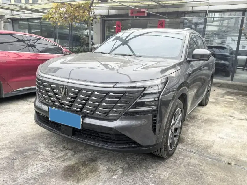 2025 ChangAn CS75 Plus 1.5T 192HP L4 8AT