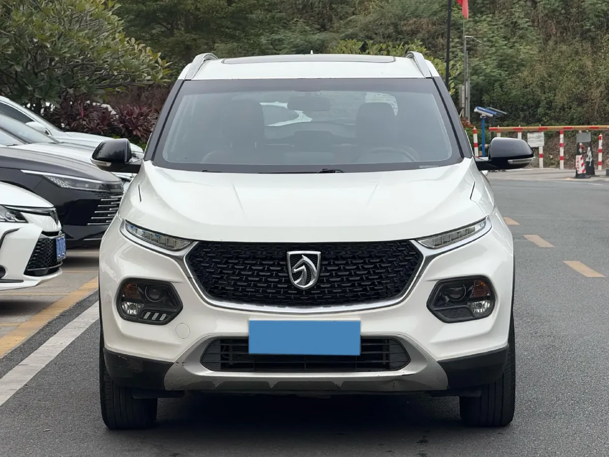 2019 Yema BoJun 1.5L 112HP L4 5MT,autocango,china used car exporter,china ev exporter,chinese used car exporter,chinese used ev exporter