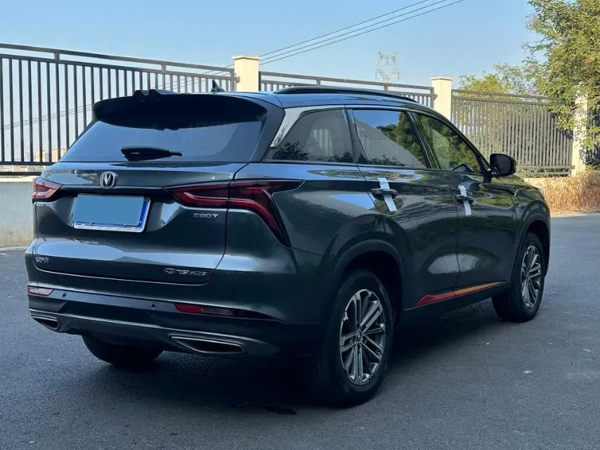 2021 ChangAn CS75 Plus 1.5T 178HP L4 6AT,autocango,china used car exporter,china ev exporter,chinese used car exporter,chinese used ev exporter