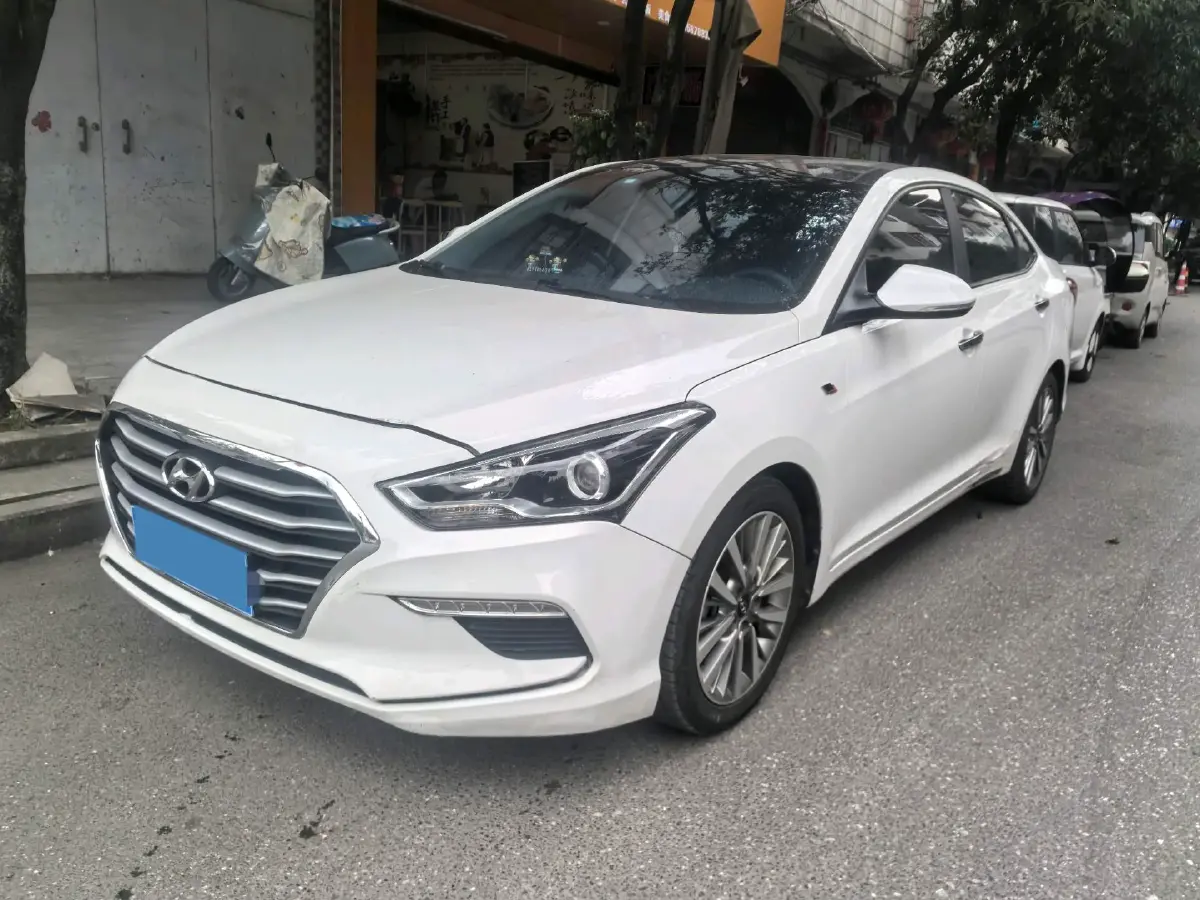 2019 Hyundai Mistra 1.8L 143HP L4 6AT