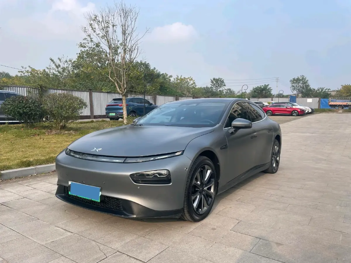 2020 DS 7 1.6T 215HP L4 8AT