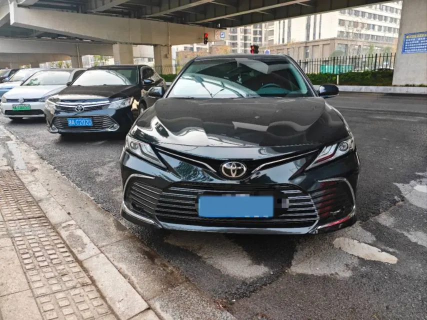 2021 Toyota Camry 2.5L 209HP L4 8AT,autocango,china used car exporter,china ev exporter,chinese used car exporter,chinese used ev exporter