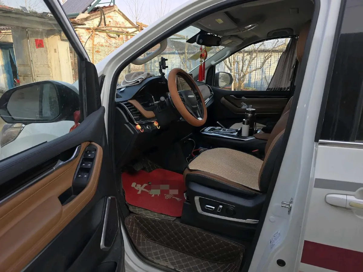 2021 MAXUS G20 RV 2.0T 224HP L4 8AT,autocango,china used car exporter,china ev exporter,chinese used car exporter,chinese used ev exporter