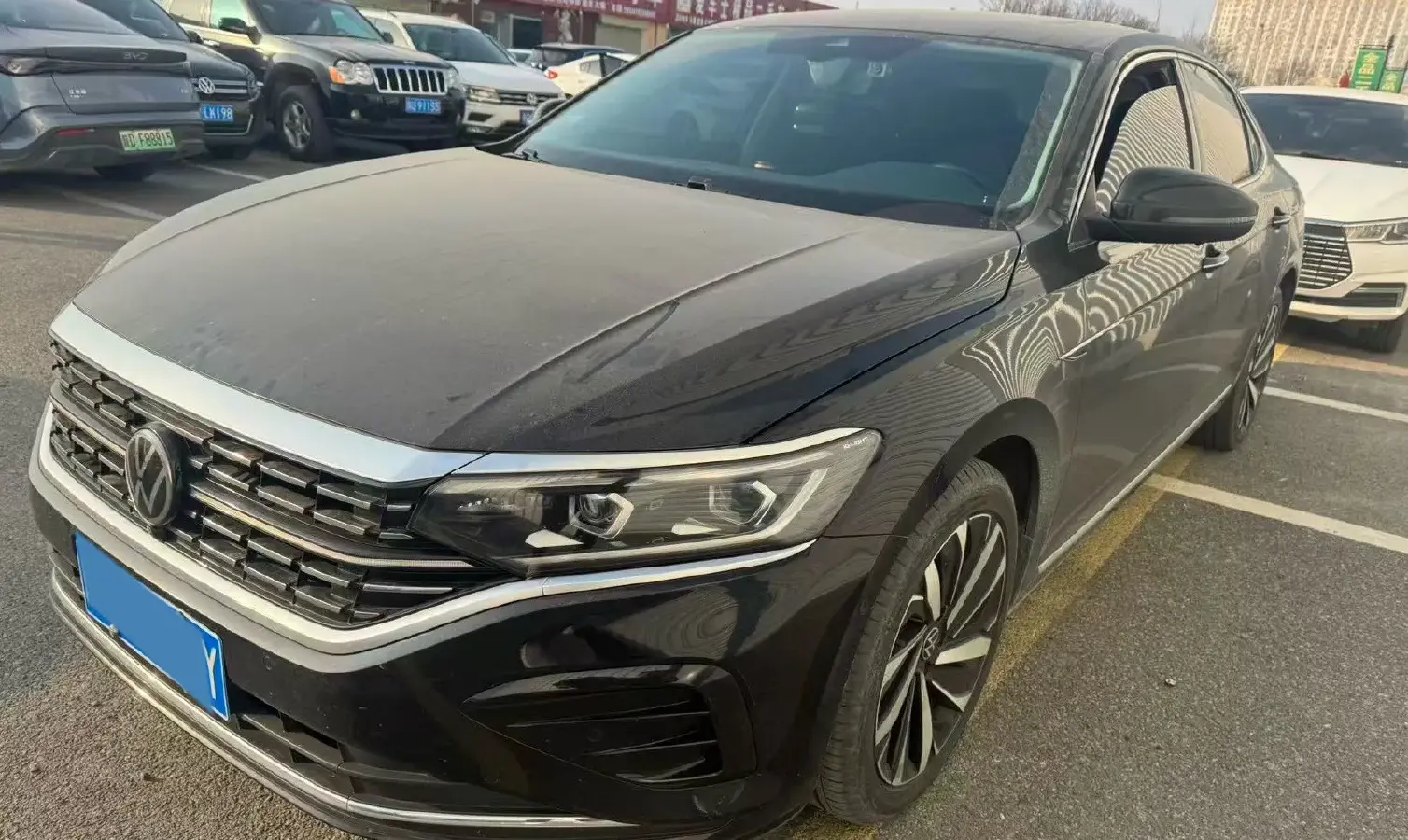 2023 Volkswagen Passat 2.0T 220HP L4 7DCT