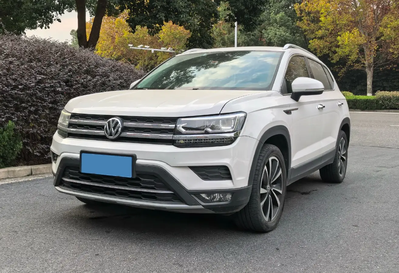 2020 Volkswagen Tharu 2.0T 186HP L4 7DCT 2020 Volkswagen Tharu 2.0T 186HP L4 7DCT