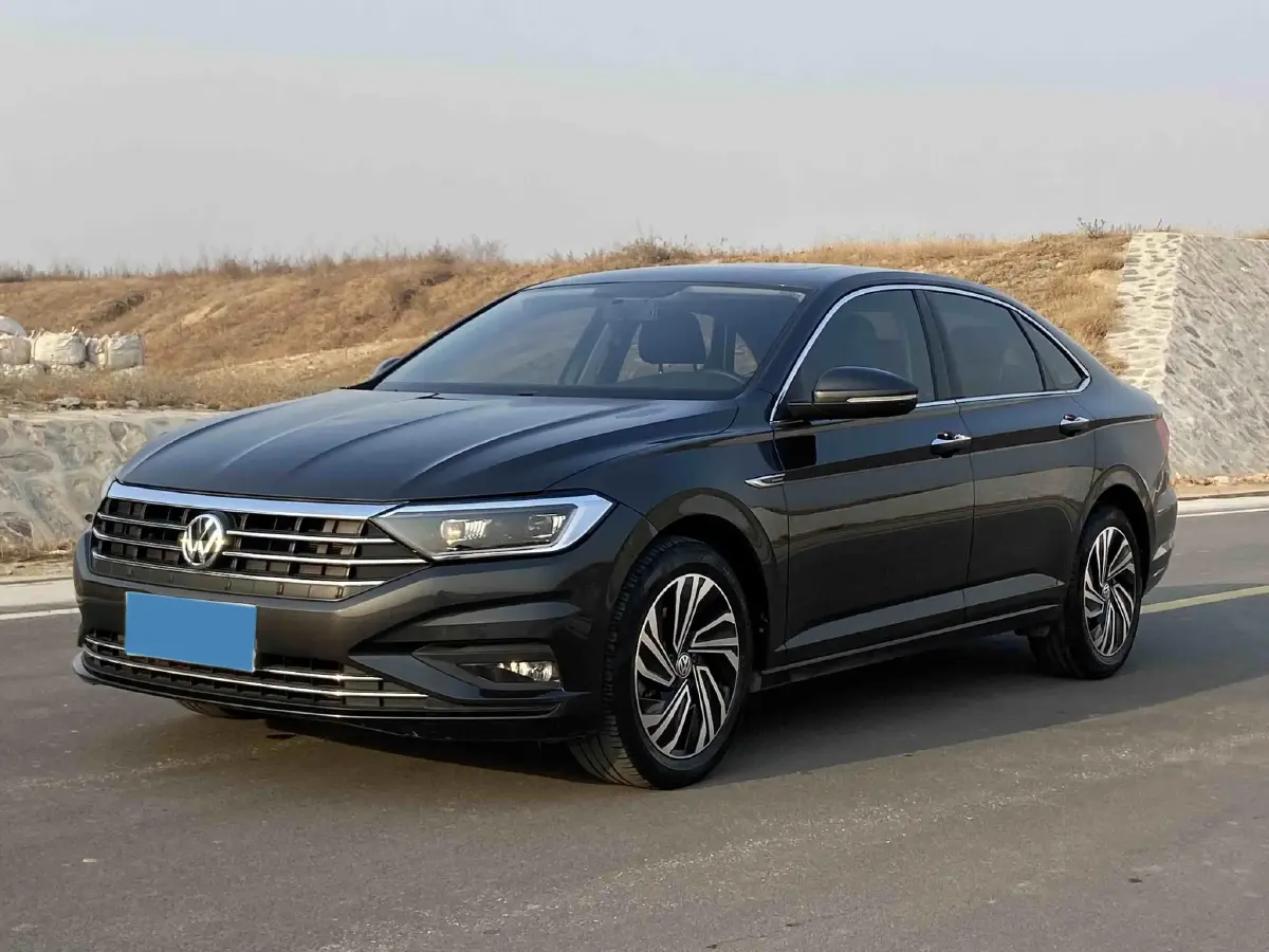 2022 Volkswagen Sagitar 1.4T 150HP L4 7DCT