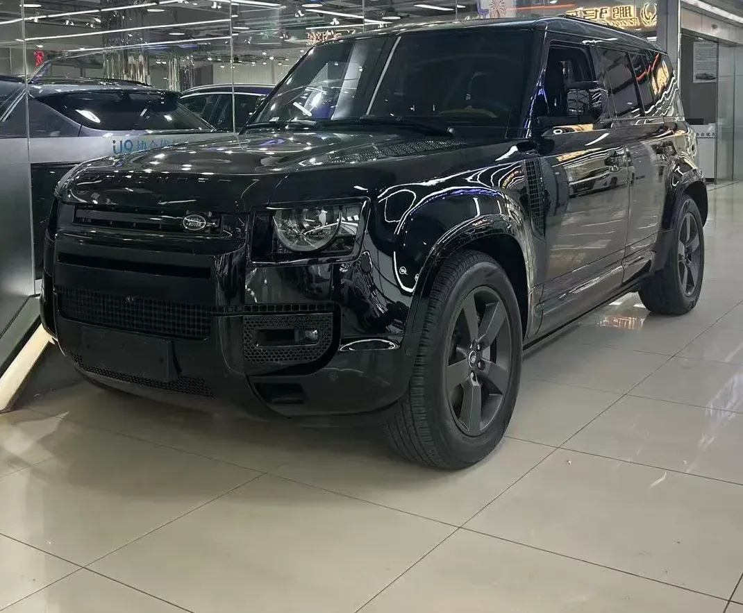 2024 Land Rover Defender 3.0T 400HP L6 8AT,autocango,china used car exporter,china ev exporter,chinese used car exporter,chinese used ev exporter