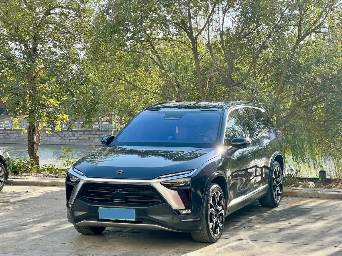 2020 NIO ES8 BEV 70KWH