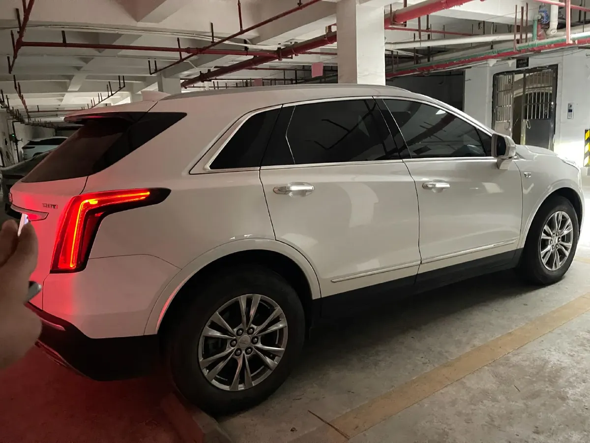 2021 Cadillac XT5 2.0T 237HP L4 9AT,autocango,china used car exporter,china ev exporter,chinese used car exporter,chinese used ev exporter