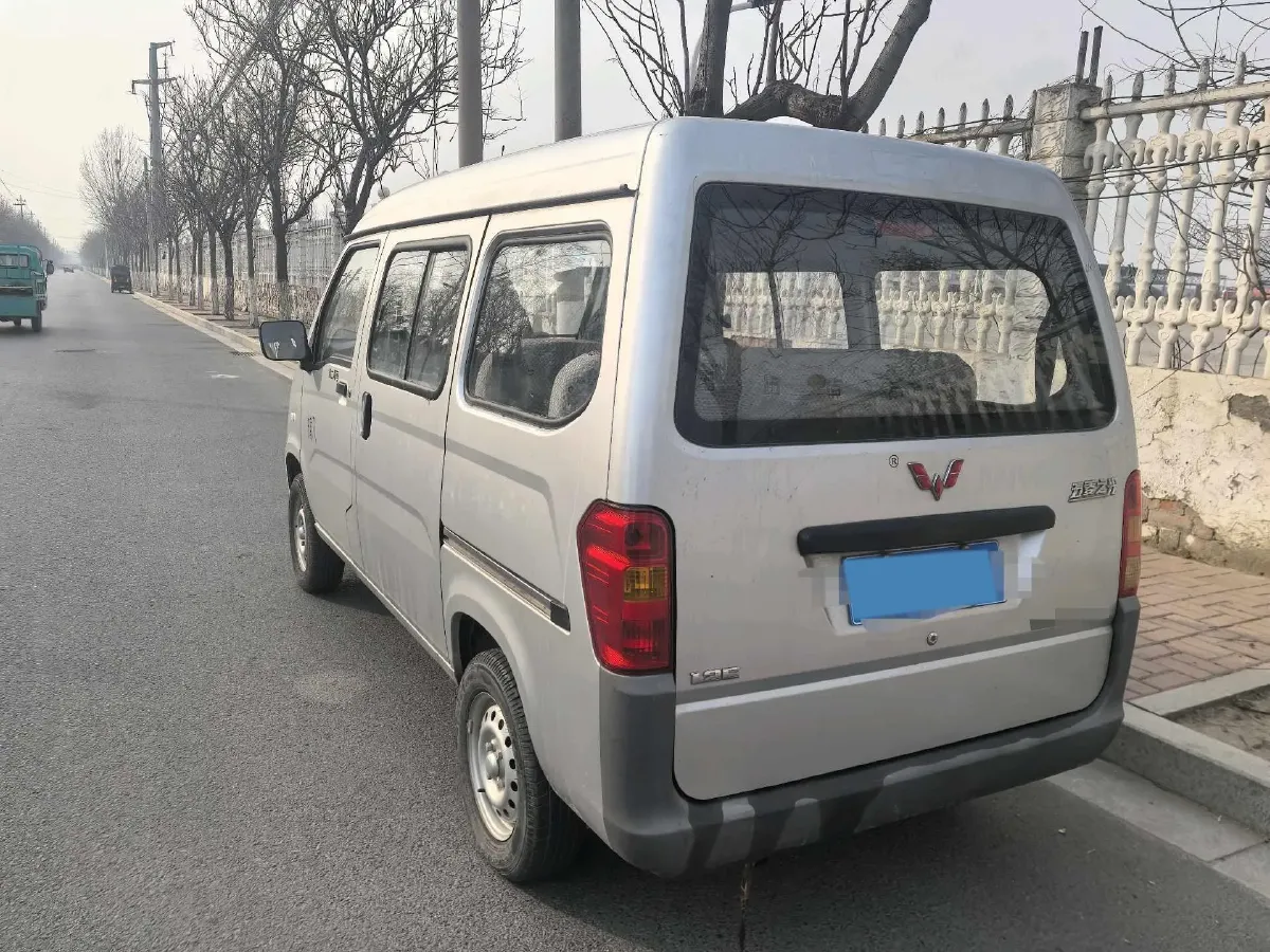 2019 WuLing ZhiGuang 1.2L 82HP L4 5MT,autocango,china used car exporter,china ev exporter,chinese used car exporter,chinese used ev exporter