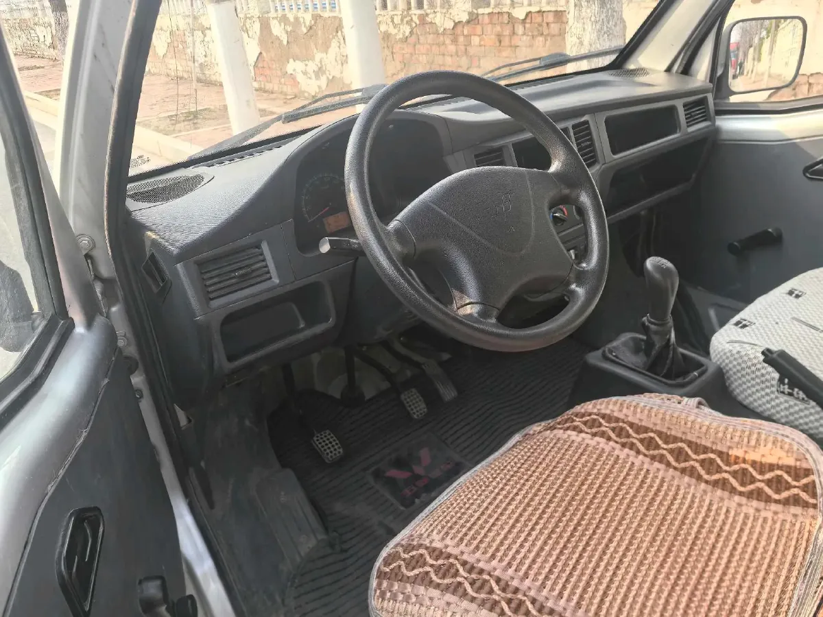 2019 WuLing ZhiGuang 1.2L 82HP L4 5MT,autocango,china used car exporter,china ev exporter,chinese used car exporter,chinese used ev exporter