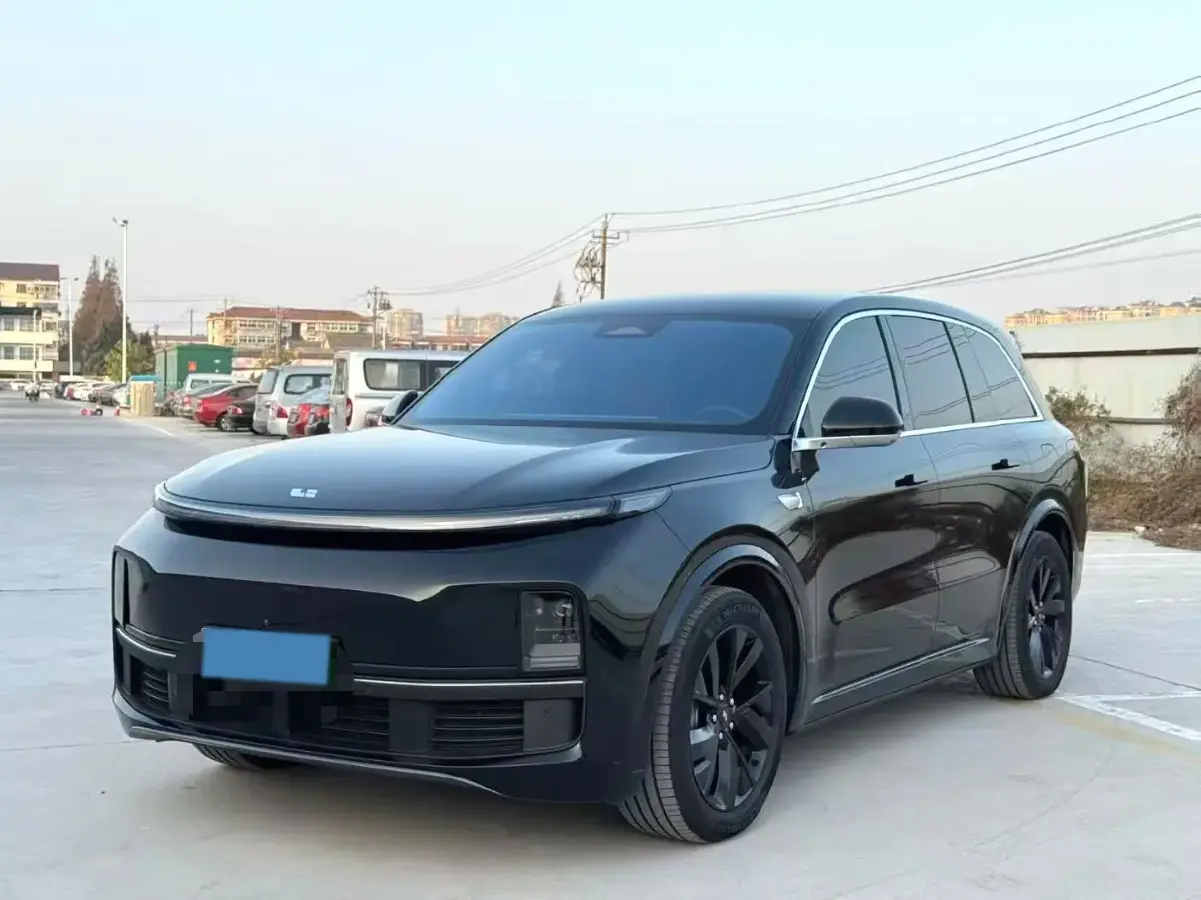 2023 Li L8 Range Extended 154HP REEV 40.9KWH