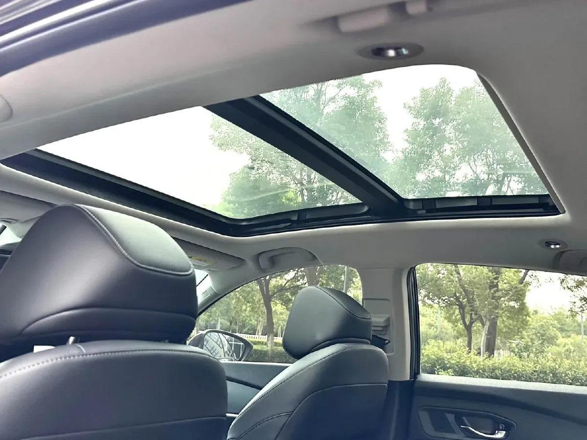 2023 Honda Accord 1.5T 192HP L4 CVT,autocango,china used car exporter,china ev exporter,chinese used car exporter,chinese used ev exporter