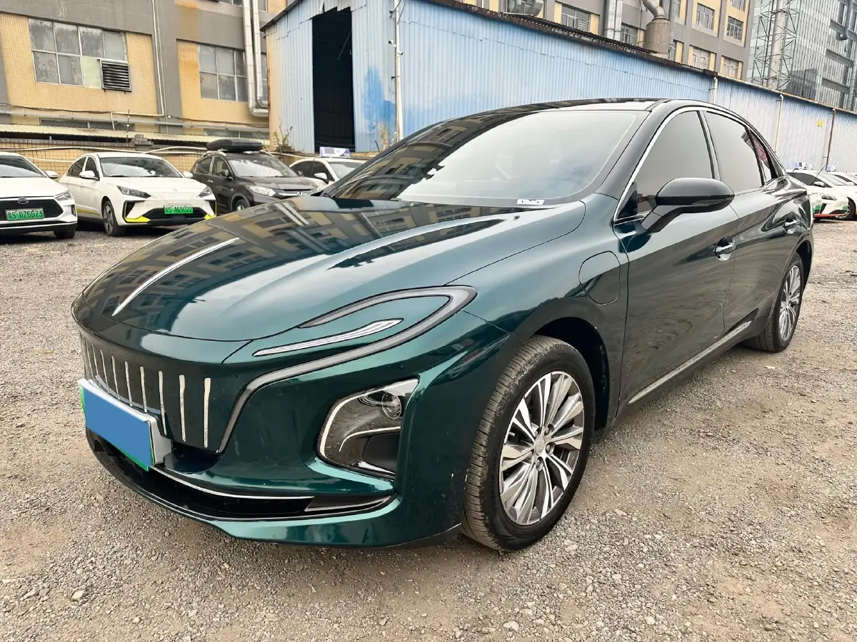 2024 HongQi E-QM5 BEV 72KWH