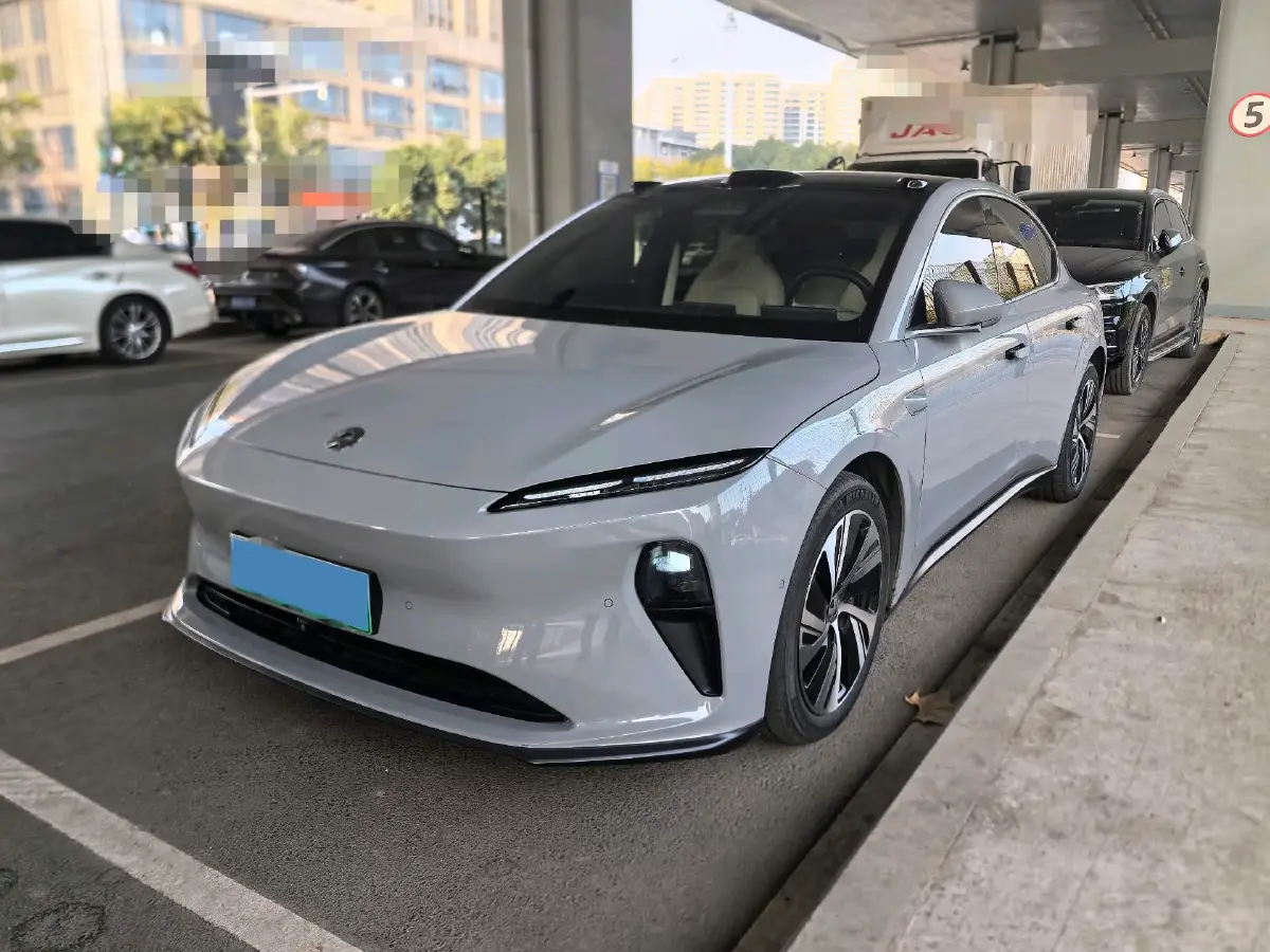 2022 NIO ET5 BEV 75KWH