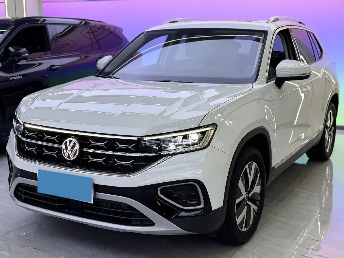 2025 Volkswagen Tayron 1.5T 160HP L4 7DCT