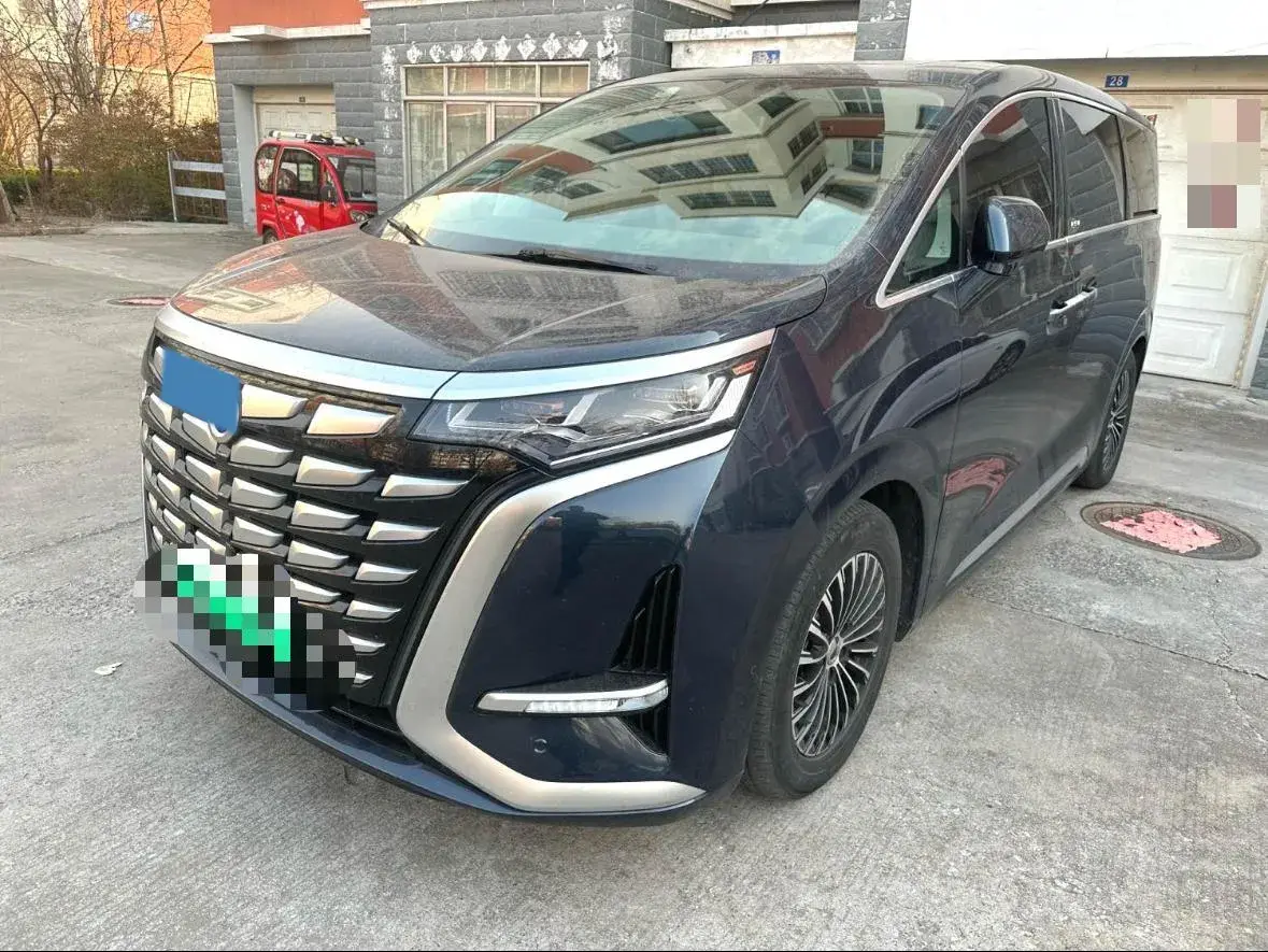 2022 Denza D9 1.5T 139HP L4 E-CVT PHEV 40.06KWH