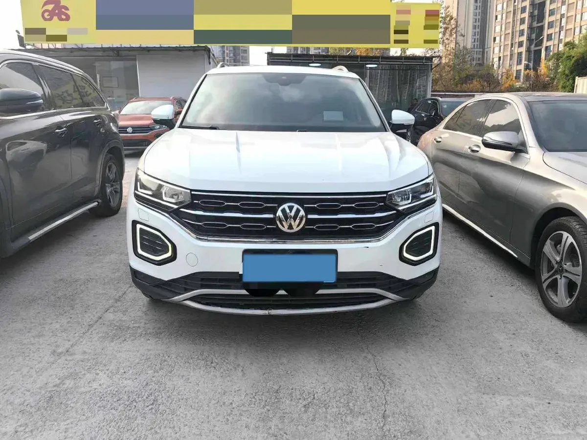 2019 Jeep Cherokee 2.0T 265HP L4 9AT,autocango,china used car exporter,china ev exporter,chinese used car exporter,chinese used ev exporter