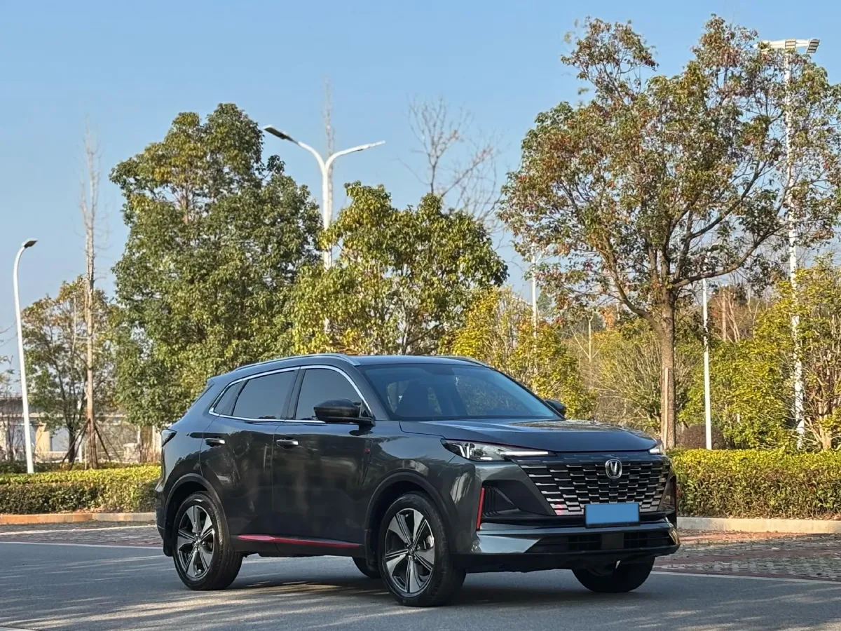 2022 ChangAn Oshan X7 Plus 1.5T 188HP L4 7DCT,autocango,china used car exporter,china ev exporter,chinese used car exporter,chinese used ev exporter