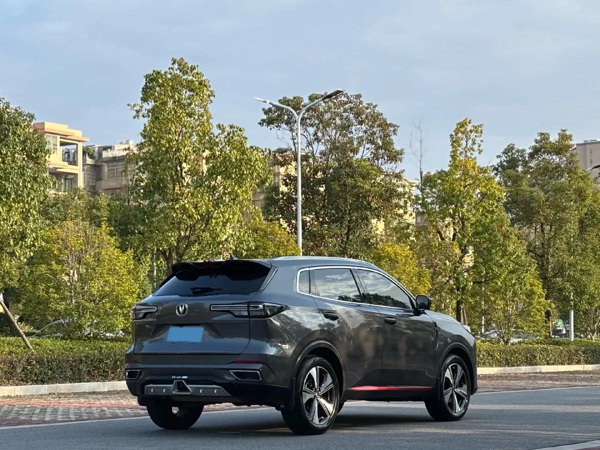 2022 ChangAn Oshan X7 Plus 1.5T 188HP L4 7DCT,autocango,china used car exporter,china ev exporter,chinese used car exporter,chinese used ev exporter