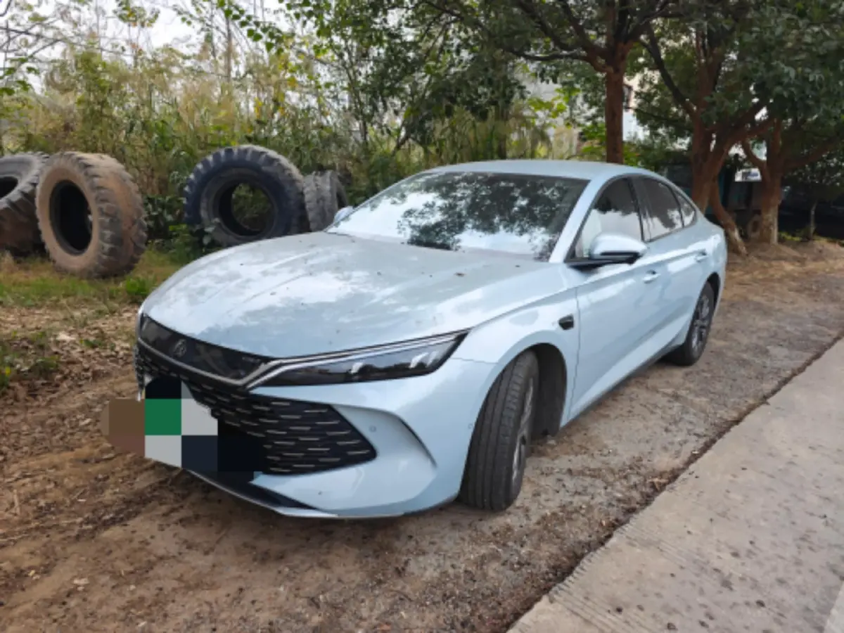 2025 BYD QinL 1.5L 101HP L4 E-CVT PHEV 10.08KWH