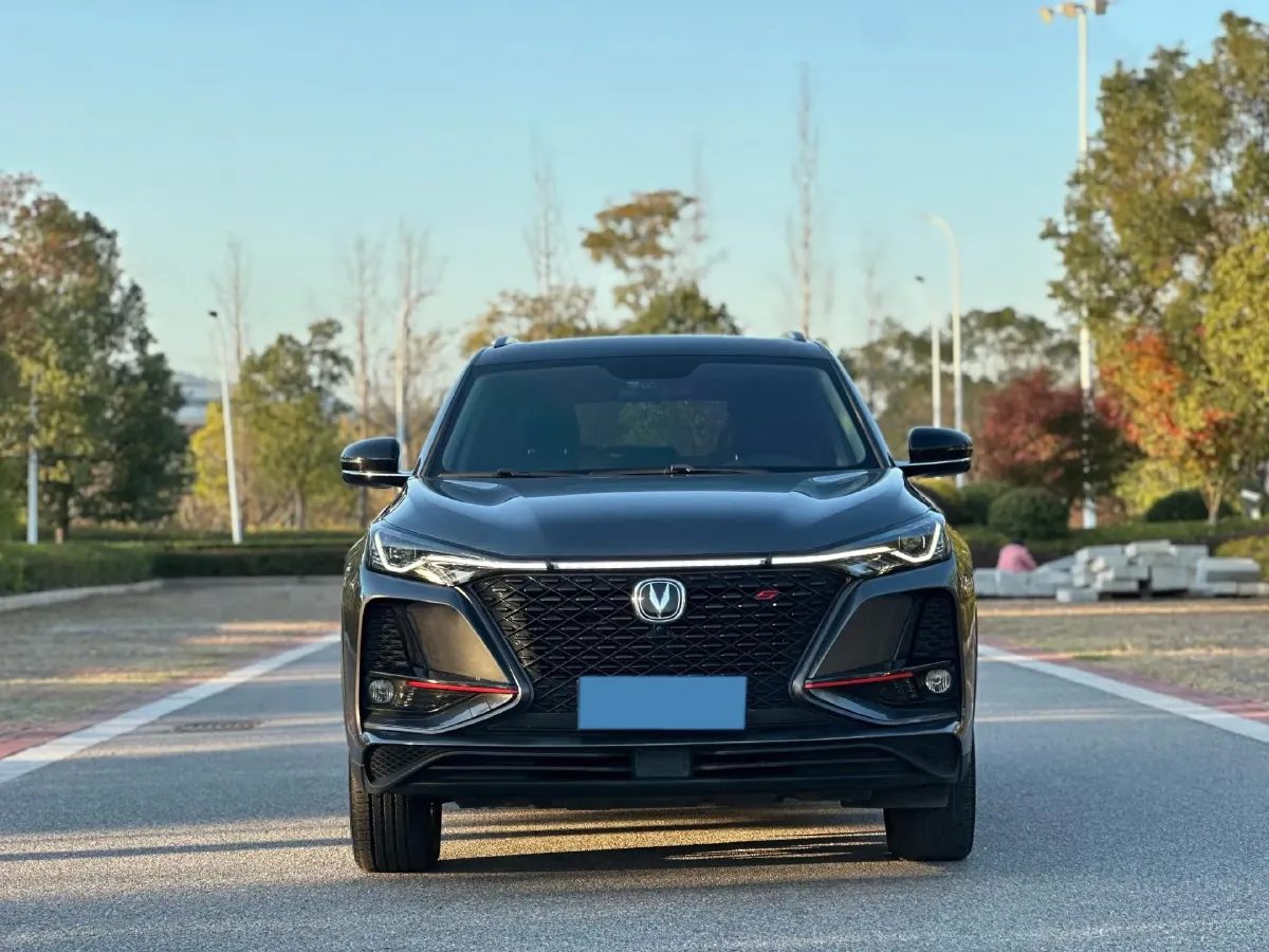 2021 ChangAn CS75 Plus 1.5T 178HP L4 6AT,autocango,china used car exporter,china ev exporter,chinese used car exporter,chinese used ev exporter