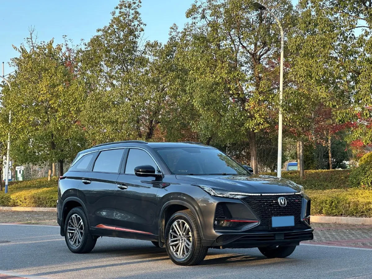 2021 ChangAn CS75 Plus 1.5T 178HP L4 6AT,autocango,china used car exporter,china ev exporter,chinese used car exporter,chinese used ev exporter