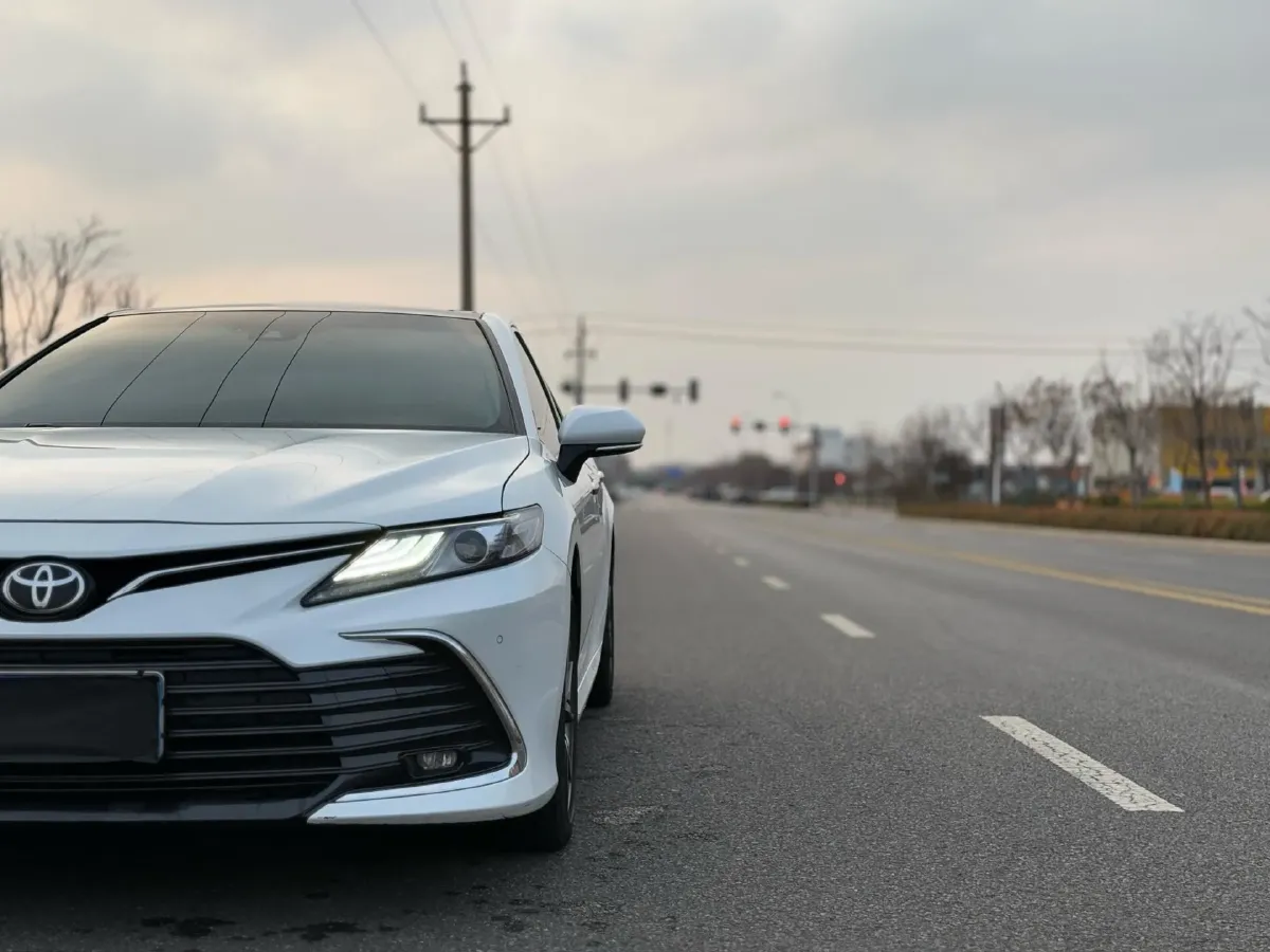 2021 Toyota Camry 2.5L 209HP L4 8AT,autocango,china used car exporter,china ev exporter,chinese used car exporter,chinese used ev exporter