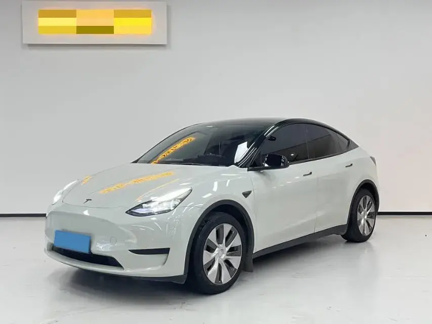 2022 Tesla Model Y BEV 60KWH
