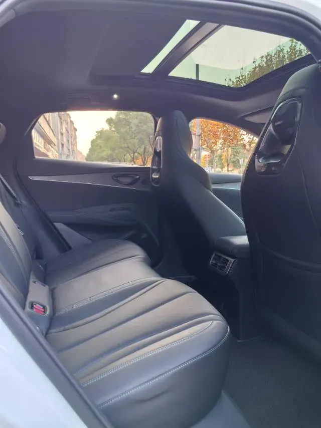 2024 BYD Seal 06 1.5L 101HP L4 E-CVT PHEV 15.87KWH,autocango,china used car exporter,china ev exporter,chinese used car exporter,chinese used ev exporter