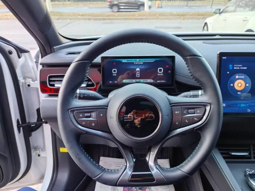 2024 BYD Seal 06 1.5L 101HP L4 E-CVT PHEV 15.87KWH,autocango,china used car exporter,china ev exporter,chinese used car exporter,chinese used ev exporter